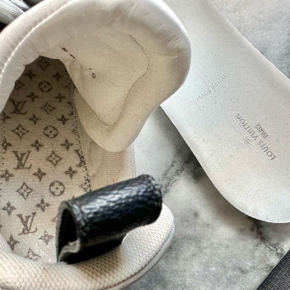 LV Archlight Sneaker in Graphite Womens Size 40 - Picture 6 of 9